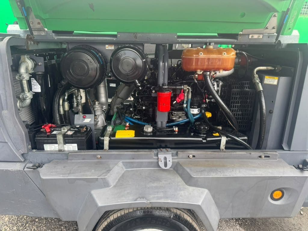 Generator engine compartment during service work